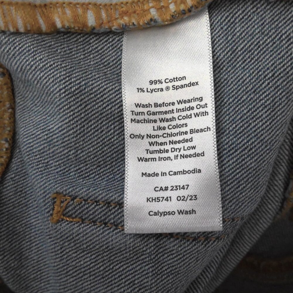 Talbots Petite Demi Boot Crop Blue Jean Raw Hem Mid-Rise Medium Wash EUC Sz 4P - Picture 6 of 6